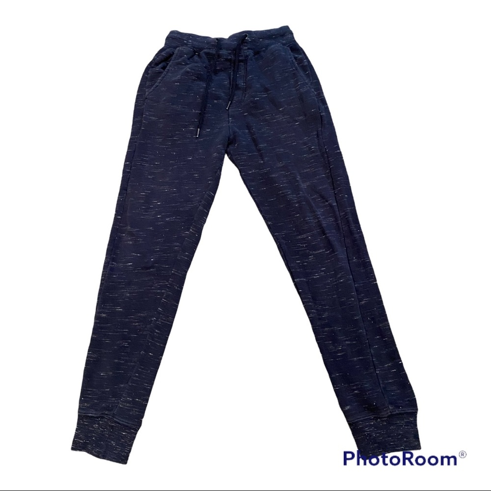 Zara daily outfit navy heathered joggers